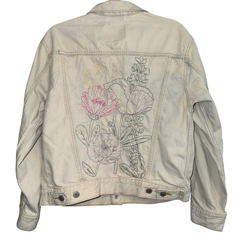 Levi's Ex-Boyfriend Trucker Jean Jacket with embroidered floral detailing M - Picture 3 of 7